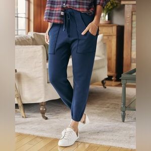 Frank & Eileen Eamon jogger navy